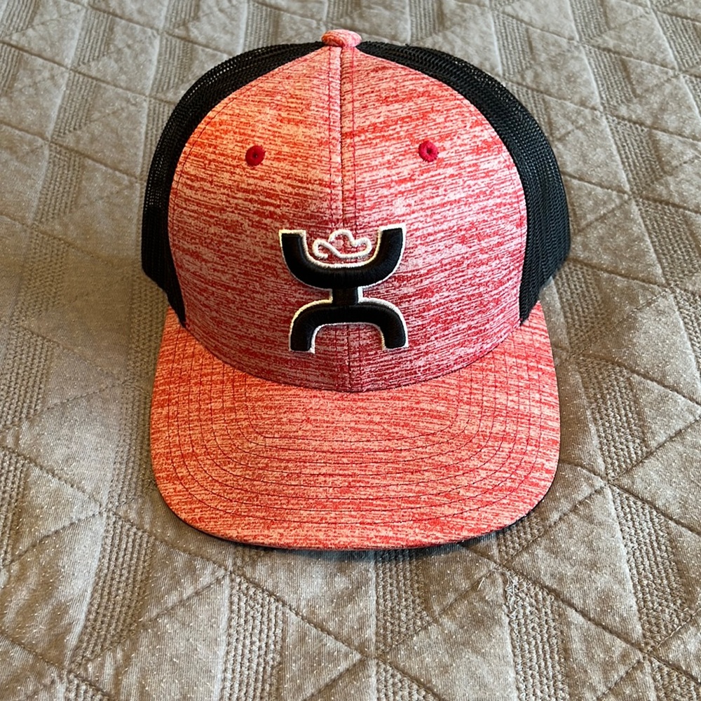 Hooey red hat